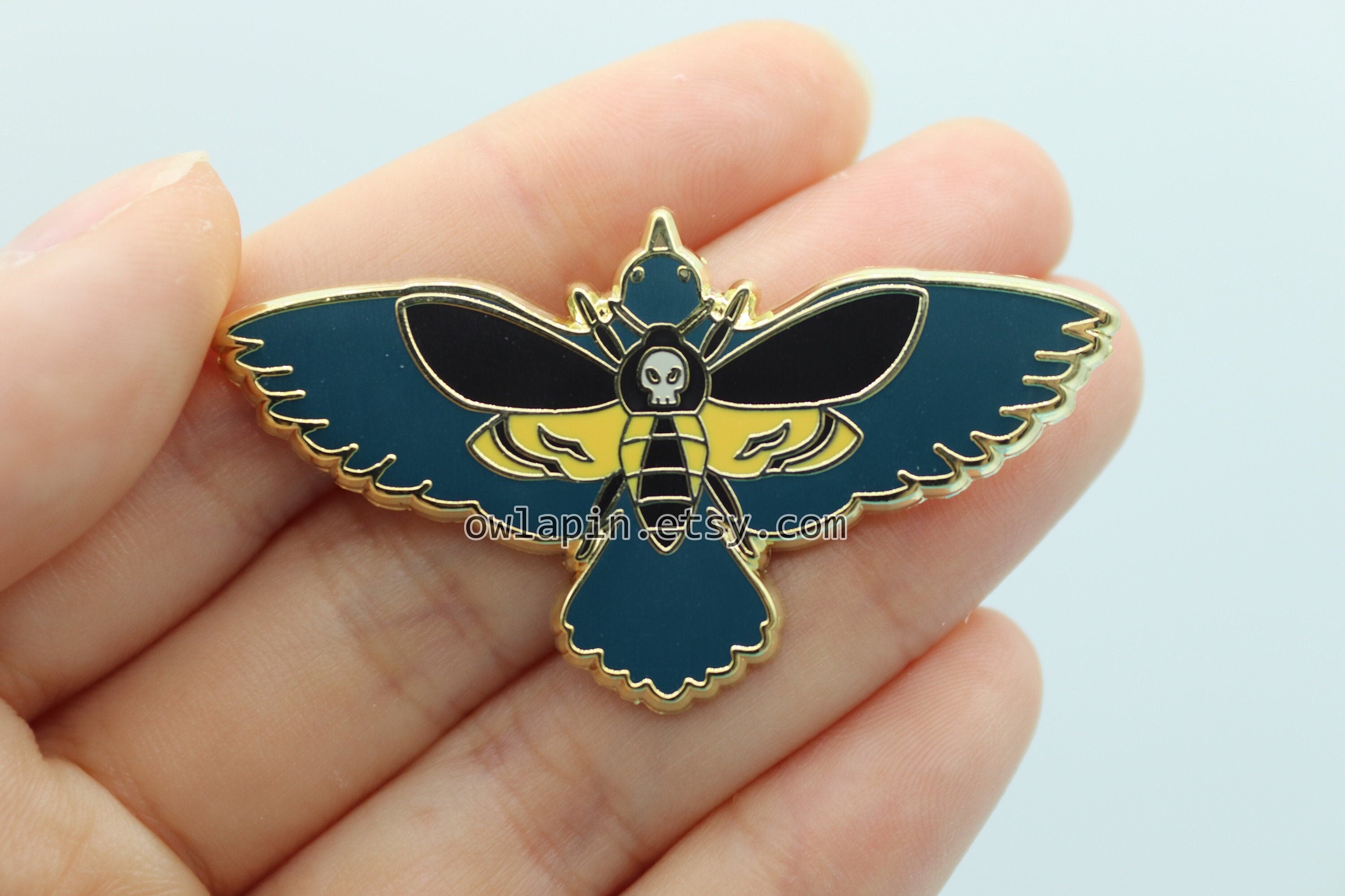 Death's Head Hawkmoth Starling Enamel Pin – Triclops Rabbit